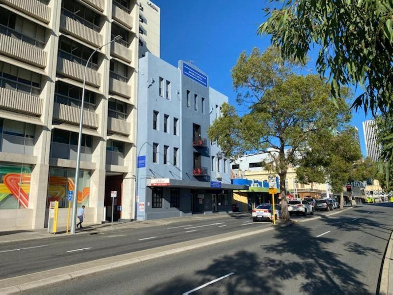 Wallaby Backpackers Hostel Perth - Note - Valid Passport Required To Check In - Exterior foto
